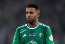 رياض محرز لاعب الأهلي السابق