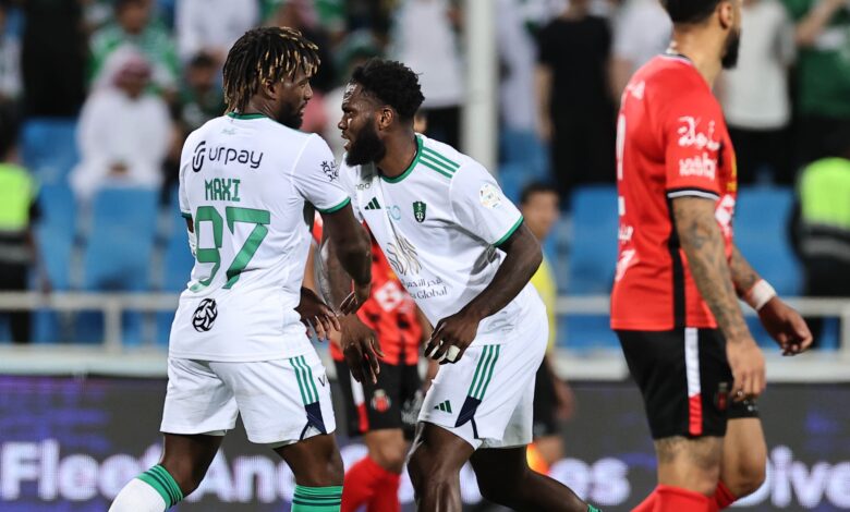 فرانك كيسيه لاعب الأهلي السعودي