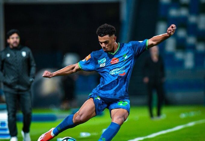 أحمد الجليدان لاعب الاتحاد السعودي الجديد
