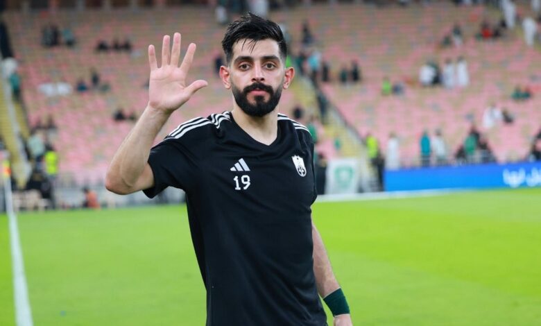 سميحان النابت جناح النادي الأهلي