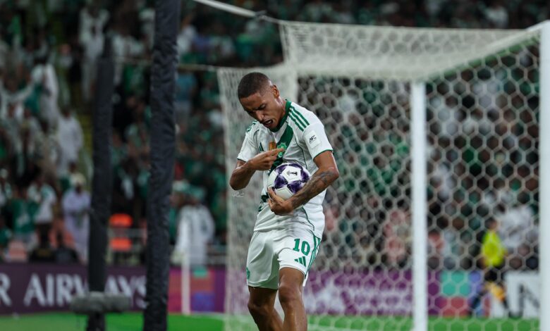 إنزو ميلو لاعب الأهلي