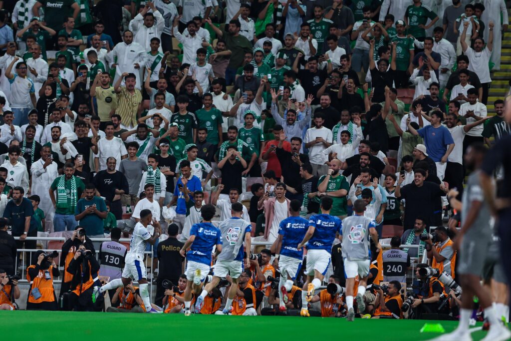 الهلال