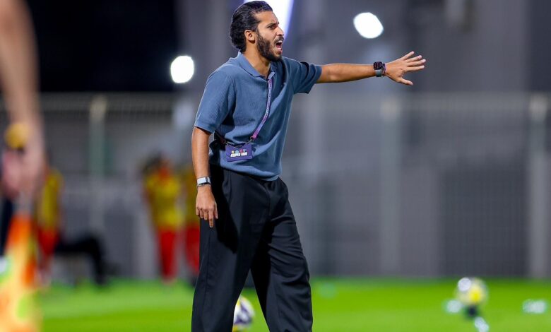 عبد العزيز العلوني مدرب فريق النصر السعودي للسيدات