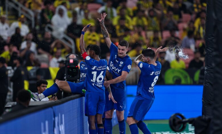 الهلال