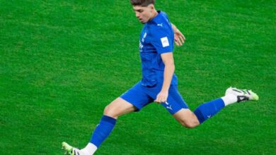يوسف أكتشيشيك لاعب الهلال
