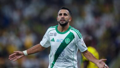 رياض محرز نجم النادي الأهلي