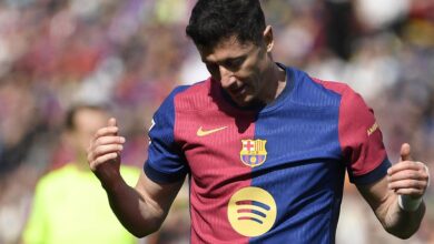 ليفاندوفسكي مستعد للتنازل للبقاء في برشلونة-Getty