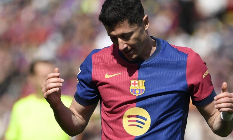 ليفاندوفسكي مستعد للتنازل للبقاء في برشلونة-Getty