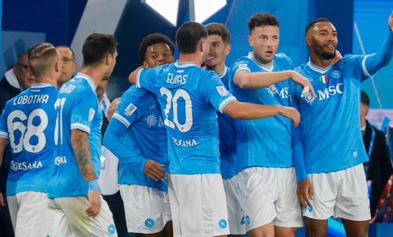 نابولي يتوّج بالسوبر الإيطالي بفوز 2-0 على بولونيا- getty