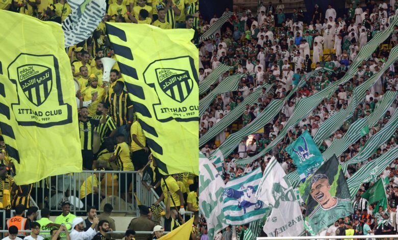 فيديو | "ترفع عارك، تشتكي جارك" .. جماهير الاتحاد تواصل السخرية من الأهلي رغم عقوبة "البنر المسيء"!- getty