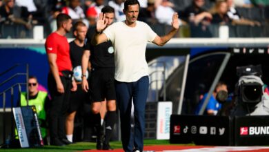 مدرب فرانكفورت: لقاء برشلونة أحد أكبر التحديات في كرة القدم الأوروبية(getty)