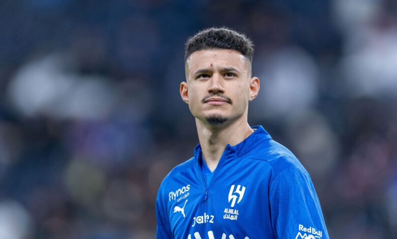 الهلال يسعى لتجديد عقد الحمدان قبل النصر - Getty