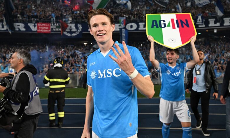 ماكتوميناي يحاول إقناع ماينو بالانضمام إلى نابولي-Getty