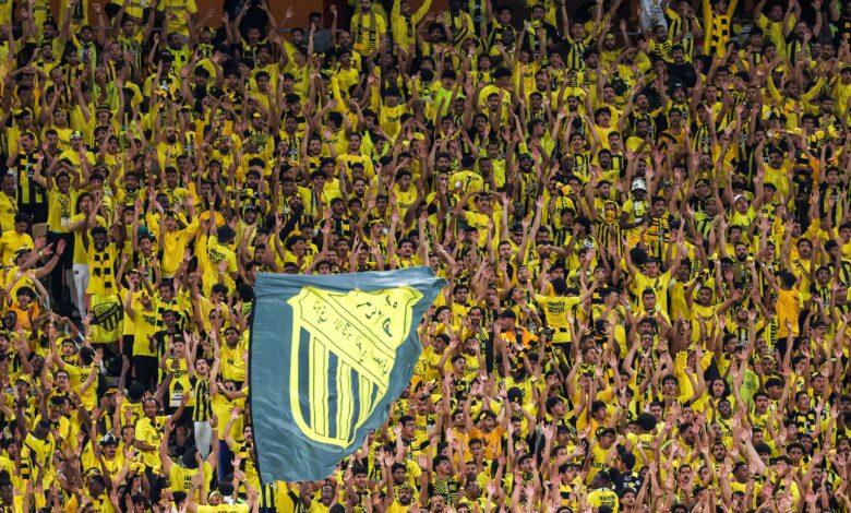 إدانة جمهور الاتحاد رسميًا .. "الانضباط" تعلن قراراتها في أزمة "اللافتة المسيئة" ضد الأهلي- getty