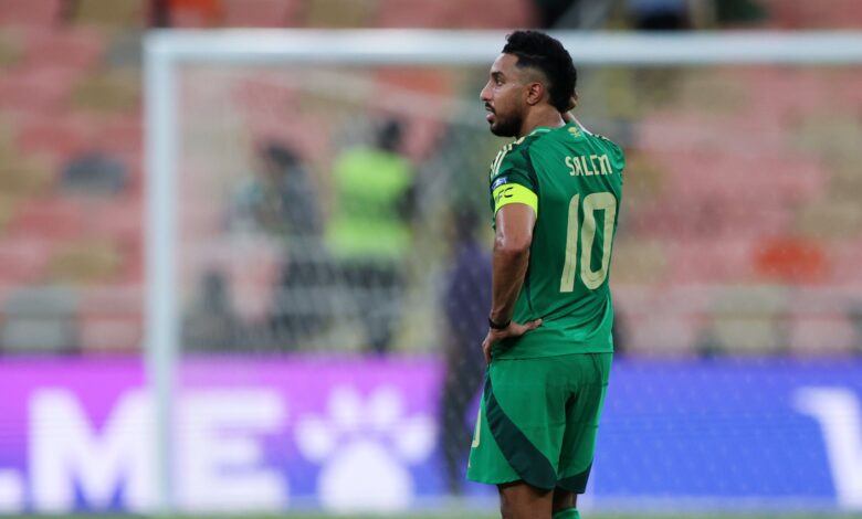 رقم لافت: الدوسري يتألق ويصنع هدفين في فوز السعودية على عُمان