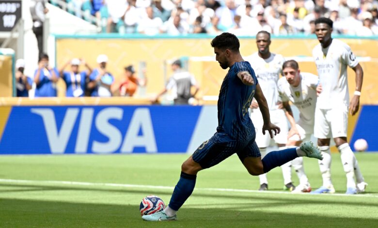 ضربة لمخطط الهلال .. ريال مدريد يريد التعاقد مع روبن نيفيش بشرط وحيد- getty