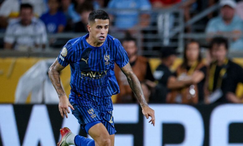 كشف المستور في الهلال .. لاعب سعودي وسبب غير فني خلف ترحيب إنزاجي برحيل كانسيلو!- getty