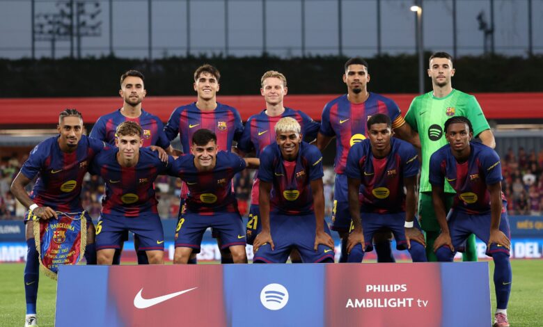 أخبار الانتقالات | تكذيب مزاعم مانشستر يونايتد وروبن نيفيش .. والجمهور يفاجئ لاعب برشلونة باختياره كأول الراحلين رغم تجديد عقده- getty