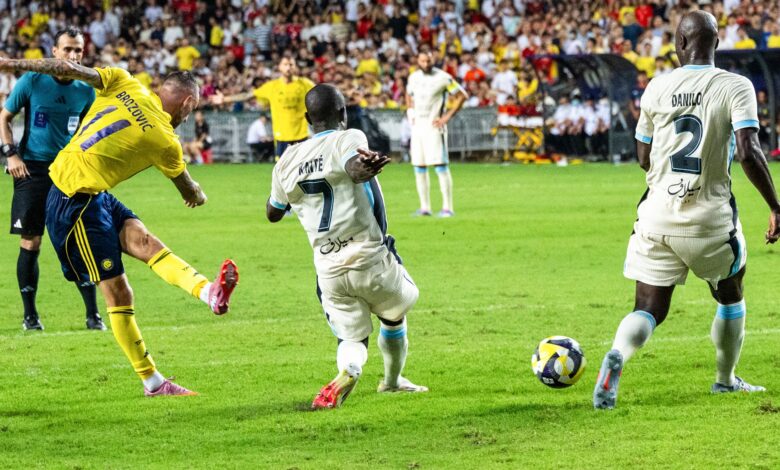 كنسيساو يعيد بناء دفاع الاتحاد في دبي-Getty