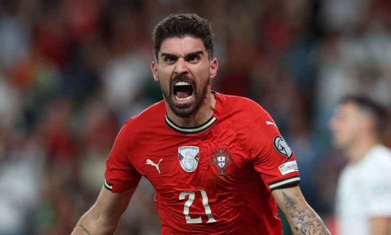 بطلها نصراوي .. مفاجأة مرعبة للهلال بشأن مستقبل روبن نيفيش!- getty