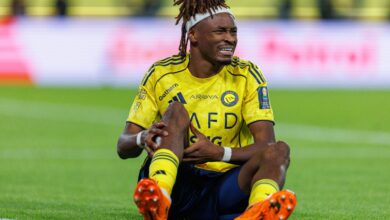 جيسوس يعتمد العمري بديلًا لسيماكان- getty