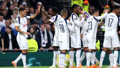 توتنهام يدرس مستقبل جونسون في ظل العروض المتزايدة - Getty