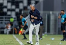 قبل كلاسيكو الاتحاد .. الشباب يرد رسميًا على "إقالة" ألجواسيل ورسالة صارخة بسبب الحكم!- getty