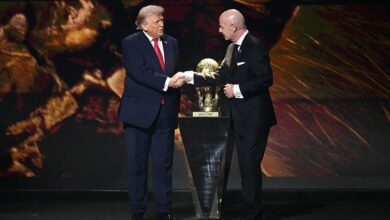 فيفا يمنح دونالد ترامب أول جائزة سلام في تاريخه(getty)