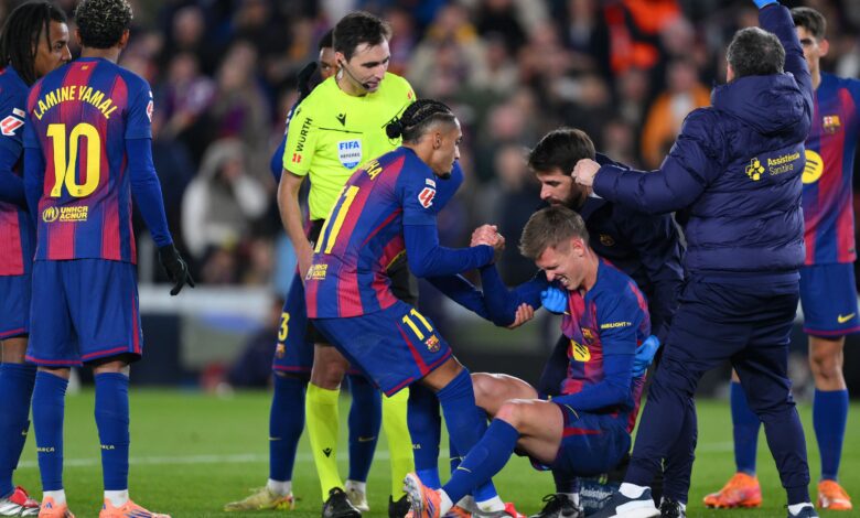 برشلونة يعلن غياب داني أولمو لحوالي شهر بعد تشخيص خلع في الكتف