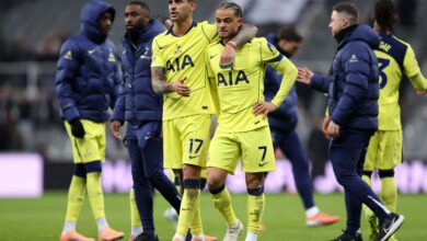 صافرات الاستهجان تدفع فيكاريو للتفكير بالرحيل عن توتنهام