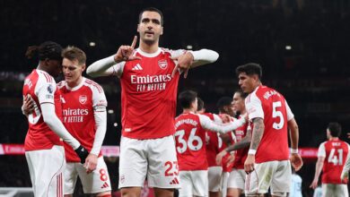 ميرينو وساكا يقودان آرسنال للفوز 2-0 على برينتفورد