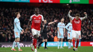 آرسنال يفوز 2-0 على برينتفورد وأزمة دفاعية لأرتيتا