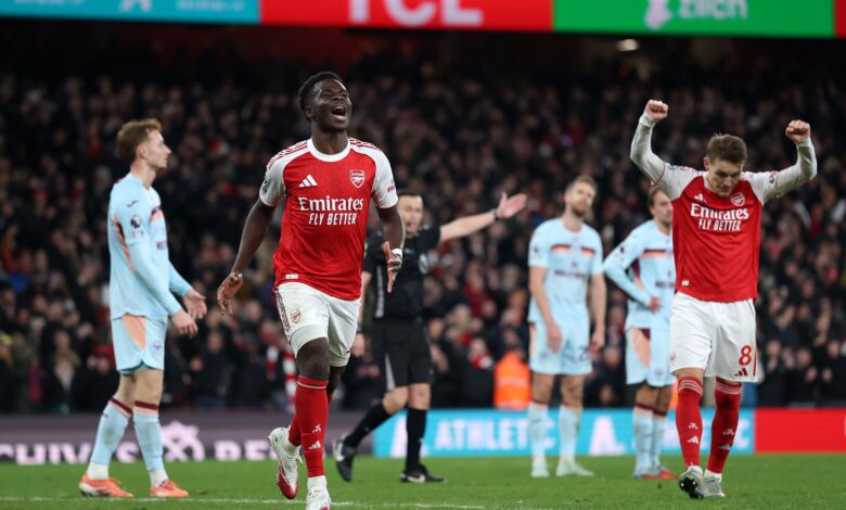 آرسنال يفوز 2-0 على برينتفورد وأزمة دفاعية لأرتيتا