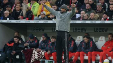 كومباني يفسر قراره غير الاعتيادي بشأن هاري كين(getty)