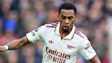 تيمبر يفسر تراجع آرسنال.. ويرفض الأعذار(getty)