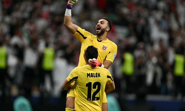 أبو ليلى يطالب سالم الدوسري بالتواضع-Getty