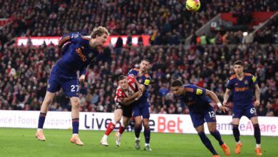 سندرلاند يشعل ديربي التاين وير بتصرف استفزازي-Getty