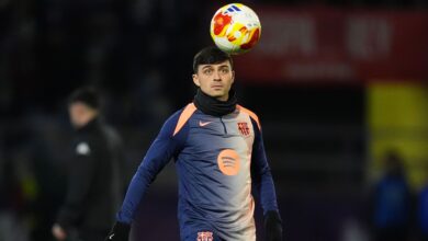 بيدري يفاجى جماهير برشلونة قبل ديربي كتالونيا .. والكلمة الأخيرة لهانزي فليك!- getty