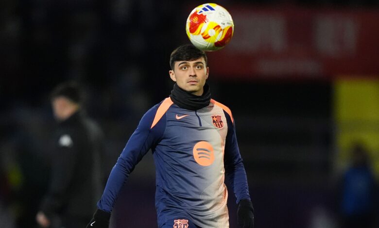 بيدري يفاجى جماهير برشلونة قبل ديربي كتالونيا .. والكلمة الأخيرة لهانزي فليك!- getty