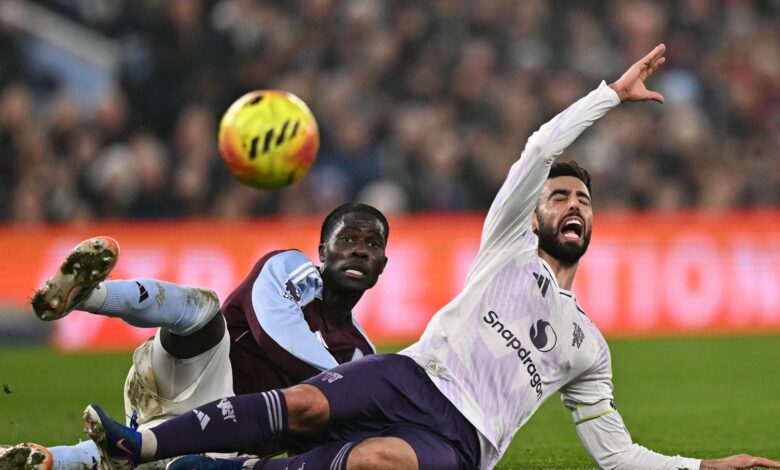 صدمة لمانشستر يونايتد بإصابة برونو وفرصة نيفيز- getty