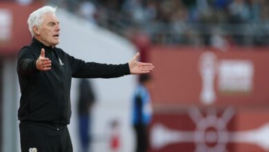 "زوجتي وأحفادي كانوا خائفين" .. مدرب جنوب إفريقيا يُهاجم تنظيم كأس الأمم ويُعلق: لا أشعر بأجواء البطولة!- getty