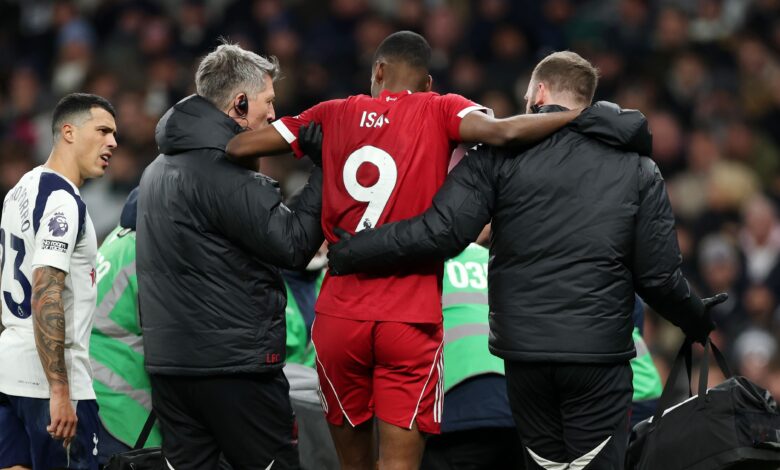 إصابة مروعة تهدد إيزاك وتزيد معاناة ليفربول- getty