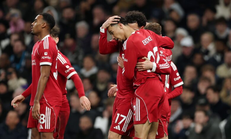 شقيق أرنولد يصف نجم ليفربول بـ"أكثر لاعب أناقة" في العصر الحالي .. ويستفز لامين يامال!- getty