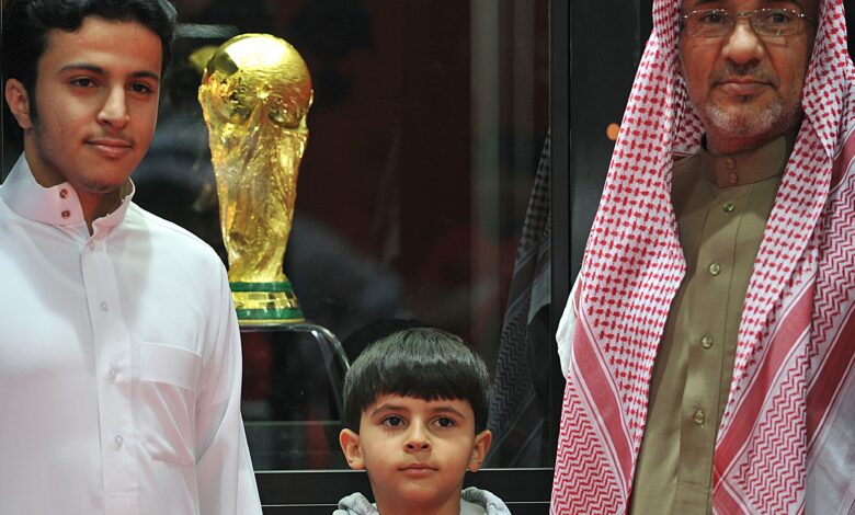 "واجهة روشن" تستضيف المحطة الأولى لجولة كأس العالم فيفا 2026 في حدث مليء بالمفاجآت- getty