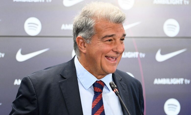 "إن شاء الله" .. لابورتا يكشف استراتيجية برشلونة في الانتقالات، يتقبل "مزحة" خالد بيومي ويرد بالعربية!- getty