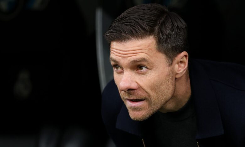 وكيل ألونسو: لا نهتم بروايات رحيل تشابي عن ريال مدريد