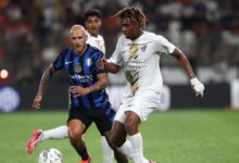 فواز الصقور يعود إلى الشباب بعد 15 دقيقة مع الاتحاد