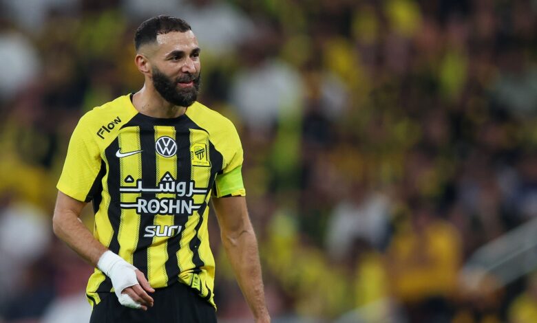 بنزيما يثير قلق الاتحاد بعد خروجه المبكر أمام ضمك