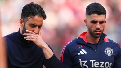 مكافأة 10 ملايين وردود لاعبي مانشستر على إقالة أموريم