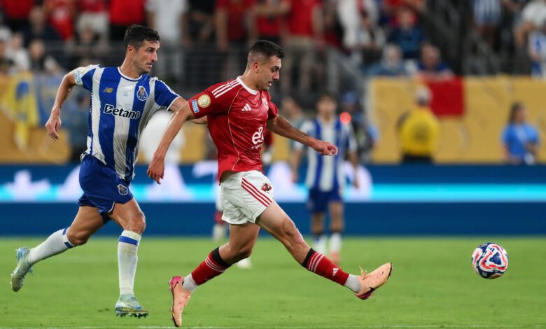 الأهلي المصري يعلن رحيل جراديشار رسمياً إلى أويبيشت